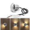 Đèn âm đất SLUG13 ánh sáng vàng khi lắp trên bề mặt gỗ